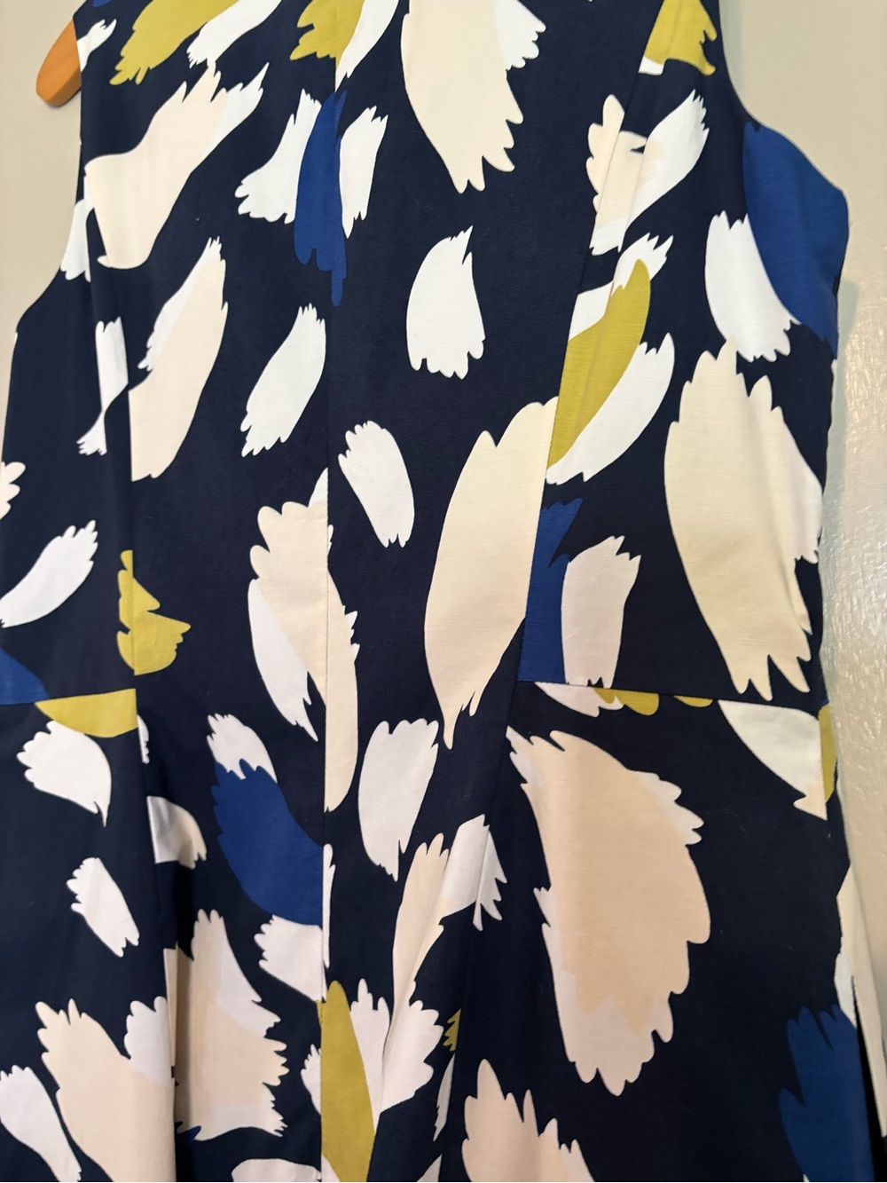 Boden Sleeveless Navy Floral A-Line Dress with White, Blue & Olive Print size 8 - Picture 8 of 8